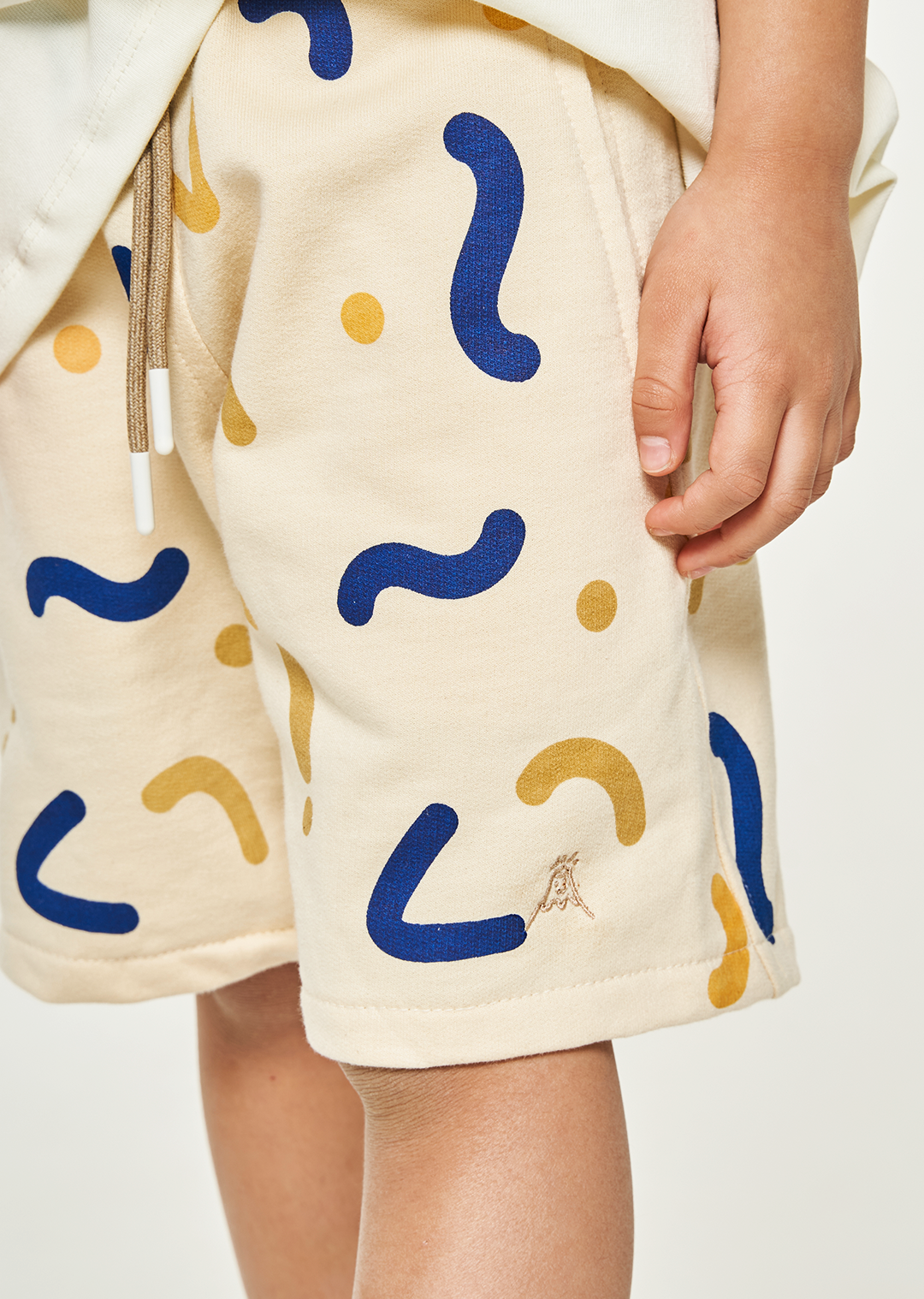 Short Súper Volcánico Beige/Iris